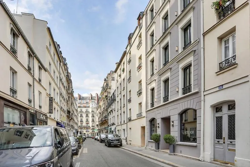 247 Milan - Superb In Paris.